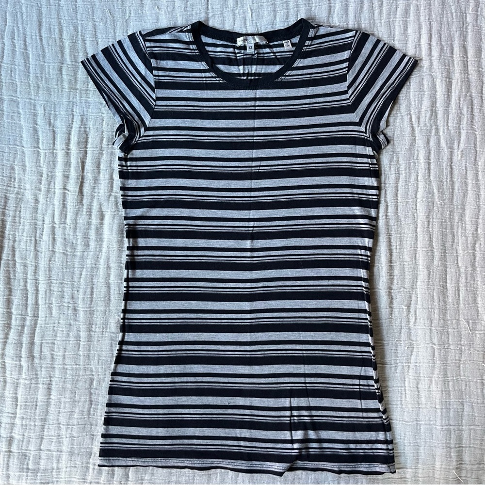 Vince Navy and Gray Striped Basic Tee, size XS